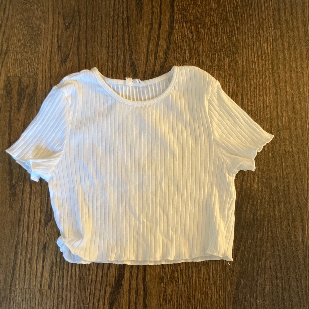 White ribbed crop top